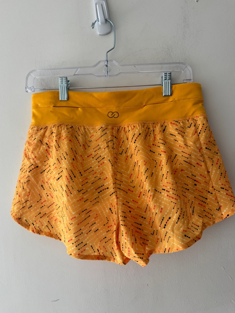CALIA‎ by Carrie Underwood Yellow Kick It Up Shorts - Picture 3 of 6
